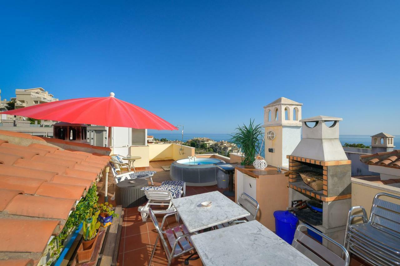 Bluebenalmadena 200Meters From The Beach With Jacuzzi And Rooftop Terrace (Adults Only) Ngoại thất bức ảnh